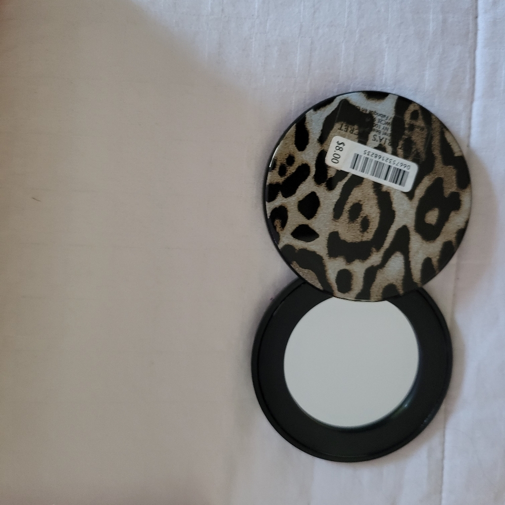 Compact mirrors - Picture 2 of 7